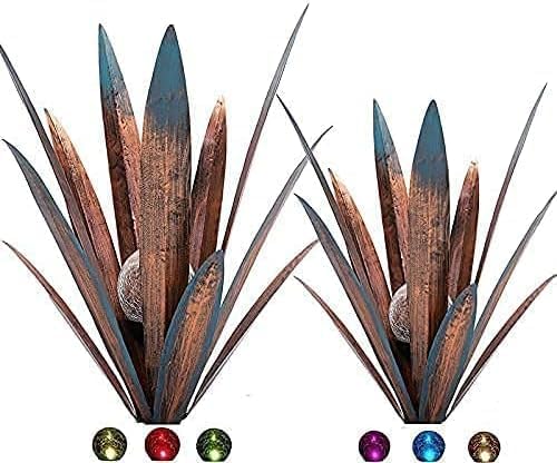 Muciwa 2 PCS Metal Agave Sculpture Decoration, Vintage Country Hand-Painted Sculpture DIY Metal Agave Plant, Home Garden Courtyard Lawn Outdoor Decoration (2PCS-LED)