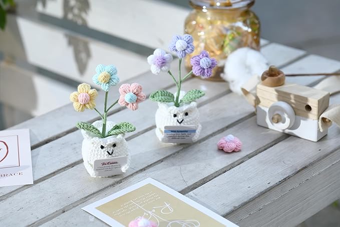 YOOJEE Valentines Day Anniversary I Love You Gifts for Women Her Wife Girlfriend Him Handmade to My Love Crochet Flower Wedding Birthday Gift for Husband Boyfriend Couple with Je t’aime (I Love You)