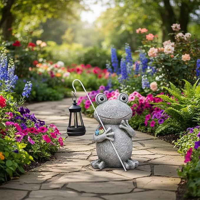 YHSOLAR Frog Solar Garden Statues, Resin Frog Figurine Decorations, Outdoor Frog Decor Art for Lawn,Yard, Unique Housewarming Gift for Garden Home