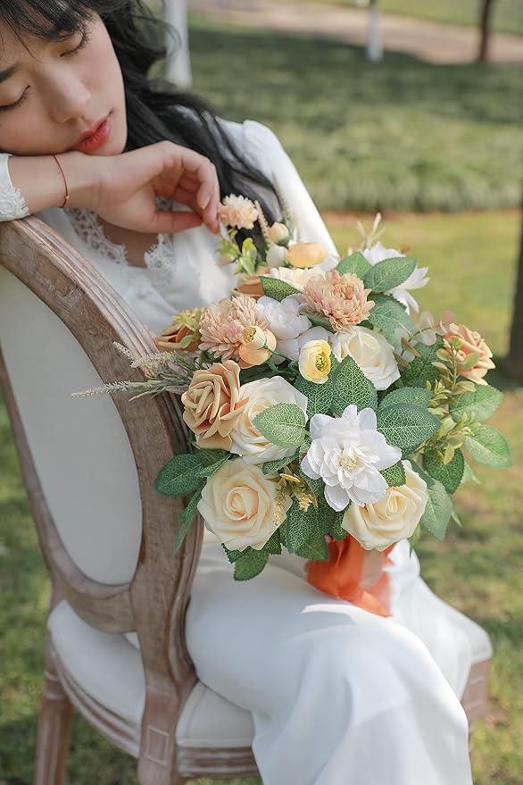YYHUAWU White Artificial Flowers Combo Box Set Gradient Color 25pcs Fake Flowers with Stems for DIY Wedding Bridesmaid Bridal Bouquets Centerpieces Party Home Decoration (Champagne & White)