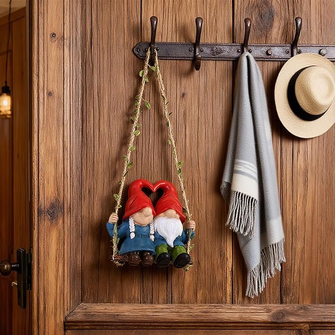 Heart Hat Gnome Couple Swing Hanging Statue - Indoor/Outdoor Funny Gnome Decor, Hanging Garden Ornament for Yard, Tree, Patio, Balcony, Living Room - Gnome Gift for Home Outdoor Decoration