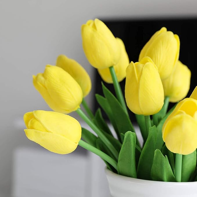 Kisflower 30Pcs Latex Tulips Real Touch Yellow Artificial Flowers Fake Tulips Arrangement Bouquet for Home Office Wedding Decor (Yellow)