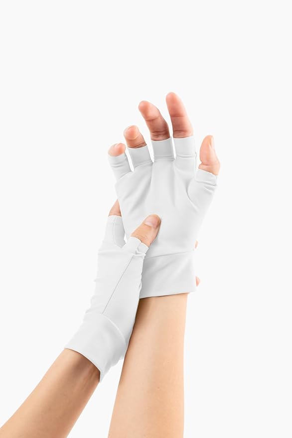 Light Skin Tone Fingerless Gloves – Made in USA – Conceal Bruises & Protect Thinning Skin