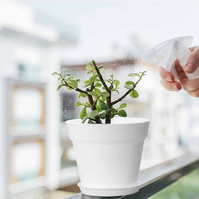 FHWTY 6 Pack Plastic Plant Pots with Drainage Holes and Tray, 7 inch Thickened Indoor Planters Seedlings Nursery Pots for Flowers, African Violet, Succulent and All House Plants, White