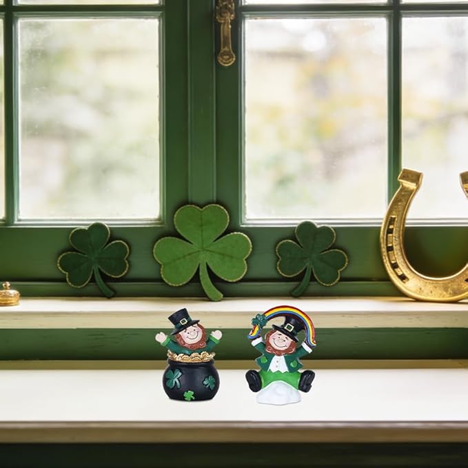MEETYAMOR St Patricks Day Decorations, 2 PCS Irish Leprechaun Figurine for St Patricks Day Decor, Shamrock Rainbow Pot of Gold Figurines Standing for Home Table Mantel, St Patrick's Day Decorations