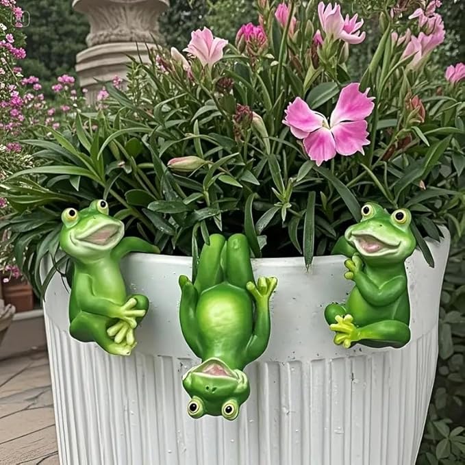 3 Pieces of Outdoor Courtyard Climbing Frog Statue Decoration, Outdoor Fairy Garden Resin Crafts, Flower Pot Landscape Frog, Miniature Landscape Pendant Accessories