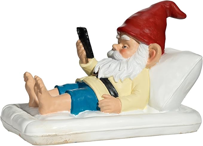 Relaxing Pool Gnome with Smartphone - 5.6" Heavy Resin Garden Statue - Weather-Resistant Funny Lawn Ornament - Summer Patio Decor - Unique Housewarming Gift