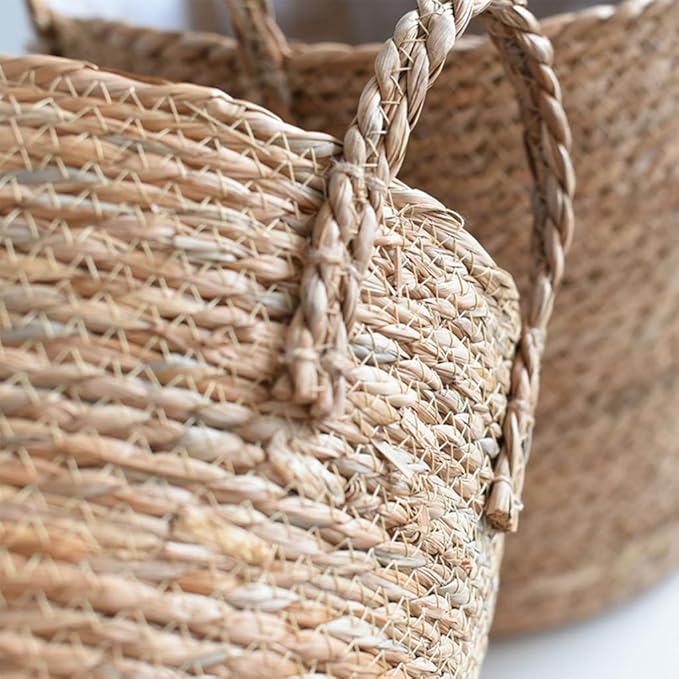 Rattan Planter Basket, Straw Weaving Woven Straw Flower Pot, Wicker Rattan Vase Sundries Organizers Storage Bins, Hand Woven Basket Planter with Plastics Liners and Handle for Indoor Outdoor (Medium)