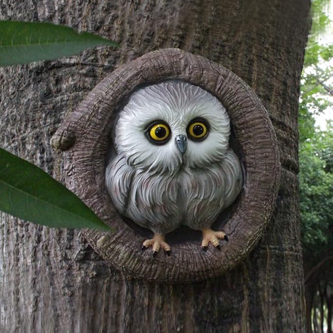Baby Owl Resin Tree Faces, Whimsical Holiday Decorations Outdoor Owl Hugger Sculpture, Garden Ornament for Yard Lawn Patio Porch, Tree Decor Unique Garden Gift, Durable Waterproof Resin Statue