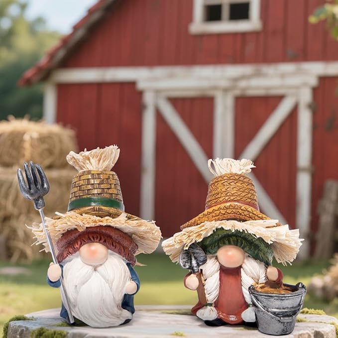 Hodao Farmer Gnomes Figurines — Rustic Resin with Straw Hats & Farm Tools, Hand-Painted Farmhouse Decor & Gift for Gardeners, Home, Porch(Green)