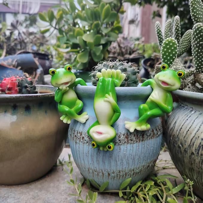 3 Pieces of Outdoor Courtyard Climbing Frog Statue Decoration, Outdoor Fairy Garden Resin Crafts, Flower Pot Landscape Frog, Miniature Landscape Pendant Accessories