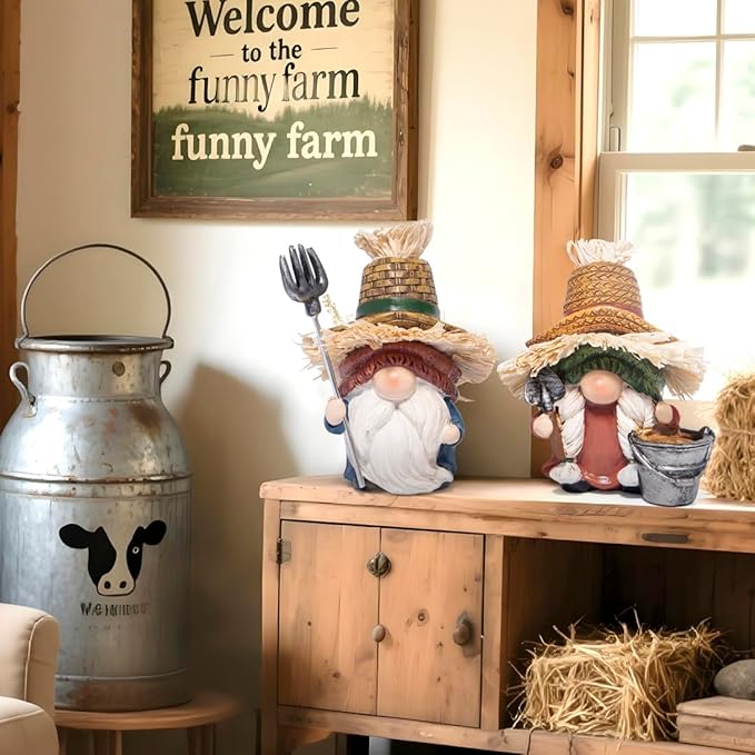 Hodao Farmer Gnomes Figurines — Rustic Resin with Straw Hats & Farm Tools, Hand-Painted Farmhouse Decor & Gift for Gardeners, Home, Porch(Green)