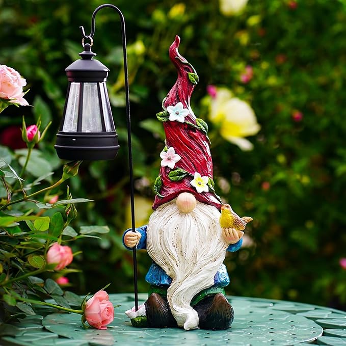 Christmas Gnomes Outdoor Statue with Solar Lights,Solar Garden Gnomes Decorations for Yard Patio Outside Gnome Garden Decor, Gnomes Gifts for Women Mom