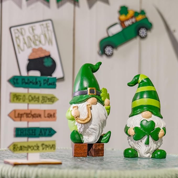 Newman House Studio St Patricks Day Decorations Gnome Décor - 2Pc Resin Gnome Figurines with Green Shamrock Horseshoe Modern Farmhouse Décor for Tabletop Home Décor