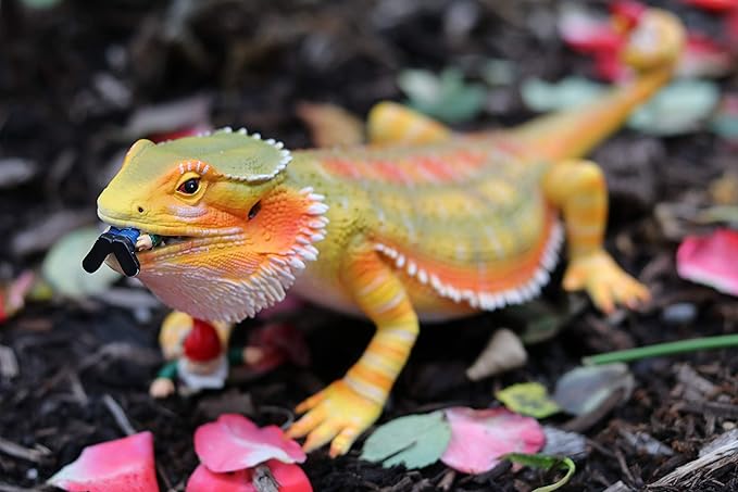 Mischievous Bearded Dragon Gnome - Funny Realistic Unique Garden Gnomes Massacre - Great Gardening Reptile Lizard Beardie Statue Figurine Decoration - Knome Lawn Ornament Figure Sculpture - 11"