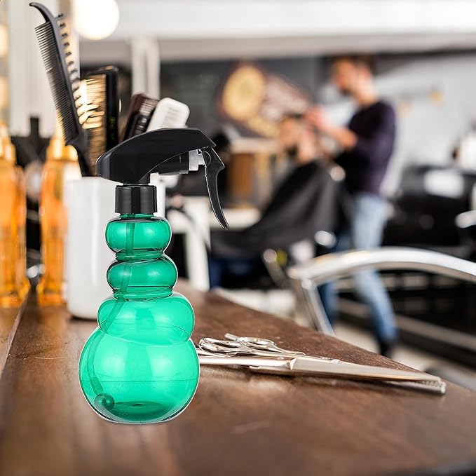 Plastic Spray Bottle Barber Hairdressing Sprayer Hand-Press Mist Sprayer Green 250Ml Refillable for Salon Hair Care and Plant Watering