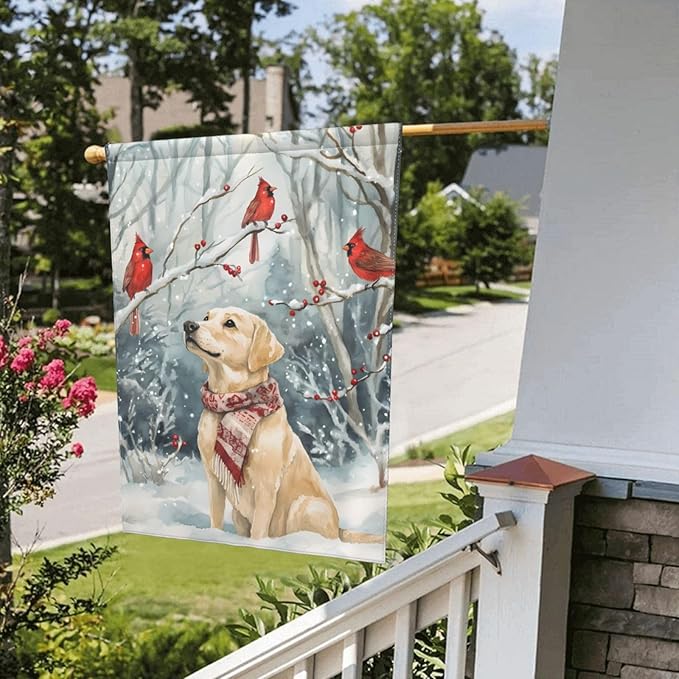 Christmas Labrador Dog Garden Flag 12x18 Inch Double Sided All-Weather Polyester Outdoor Flag For Patio Lawn Yard And Garden Welcome Decor