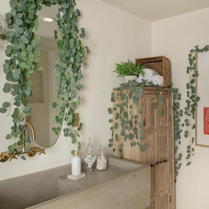 CQURE 96Pcs Eucalyptus Garland,Artificial Eucalyptus Leaves Table Greenery Garland Wreath Vines for Wedding Party Table Fireplace Wall Room Decor