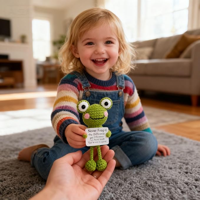 qyqkfly Positive Crochet Frog Teen Girl Gifts Trendy Stuff Valentine's Day Birthday Gifts for Women Men Desk Home Decor Thanksgiving Friend Coworkers Girlfriend Boyfriend Emotional Support Accessory