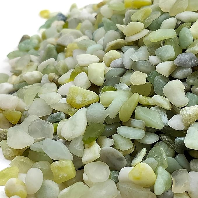 FANTIAN 10 lbs Pebbles for Landscaping,1/4 Inch Polished Green Pea Gravel Small Rocks for Plants, Succulents, Cactus, Vases, Terrarium and Outdoor Gardening