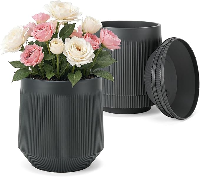 Yaghpy Plant Pots，Set of 3 Plastic Pots for Indoor Plants,Flower Pots Outdoor Planters with Drainage Hole and Seamless Saucer,Gray