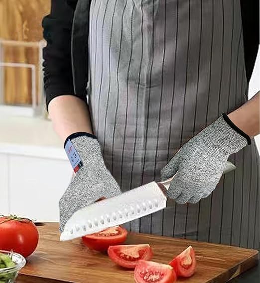 Cutting Gloves, 4 Pairs of Cut Resistant Gloves Food Grade, Cut Resistant Gloves for Kitchen, Oyster Shucking, Fish Fillet Processing, Carving Wood and Gardening(Small)