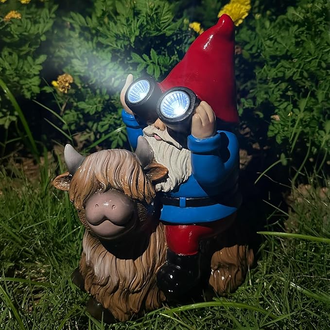 Christmas Gnome Decorations Statue - Garden Gnomes Solar LED Telescope Lights Sitting on Highland Cow Outdoor Patio Lawn Yard Balcony Home Decor Gnomes Gifts for Women Mom