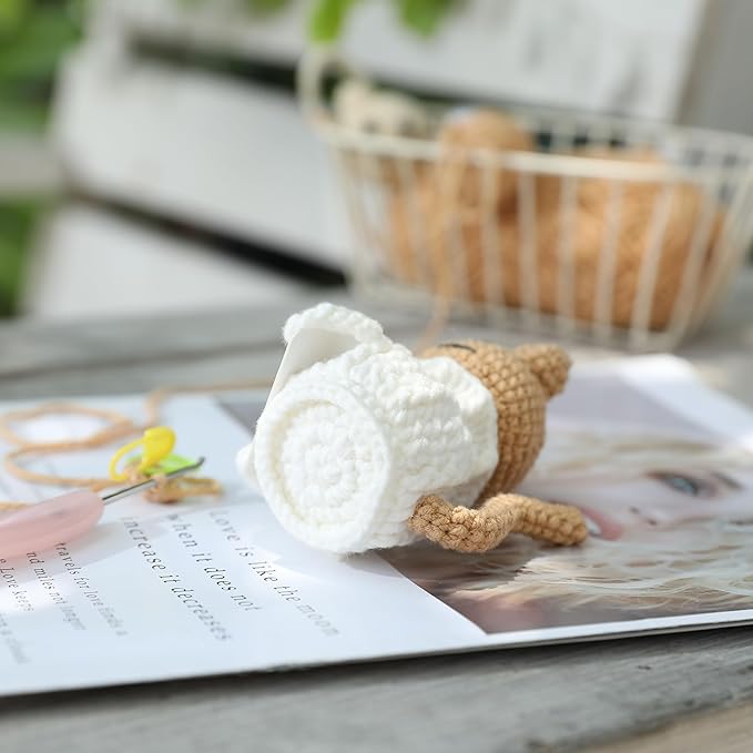 YOOJEE Positive Crochet Animals Cat – “Never Forget The Difference You Make” Valentines Day Inspirational Thank-You and Appreciation Gift for Women Teacher Mom Friend Coworker Mini Crochet Desk Decor