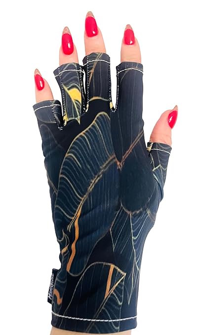 ManiGlovz Gel Nail Manicure Anti-UV and Sunblock Protection Shield Gloves to use with UV and LED Dry Lamps - Green Goddess