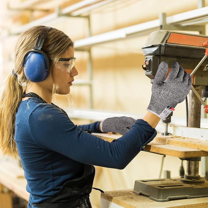 Xuhal 20 Pairs Cut Resistant Gloves Level 5 Protection Cutting Safety Kitchen Anti Cut Gloves for Kitchen (M)