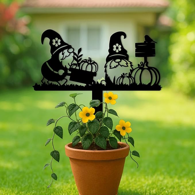Magilab Personalized Iron Yard Stake - Christmas Cute Gnome Dwarves Decor, 8-Inch Black Metal Garden Sign for Outdoor (Style C)