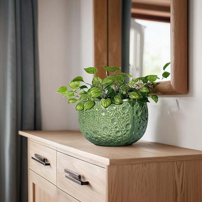 Thirtypot 8 Inch Plant Pot - Ceramic Pots for Plants with Drainage Hole, Round Decorative Plant Pots for Indoor Outdoor, Modern Unique Flower Pot, Office Decor, Garden Gifts, Green