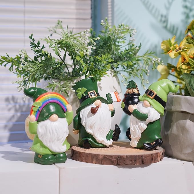 St Patrick's Day Decorations Gnome-Figurines - Set of 3 Gnome Statue with Shamrock Pot of Gold Resin St. Patricks Day Faceless Dolls Farmhouse Décor for Tabletop Home 3*2.75*4.5 in Newman House Studio