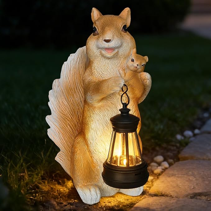 Solar Garden Statues Outdoor Decor – Cute Squirrel Statue with LED Lights, Waterproof Animal Figurine Lawn Ornament for Yard, Patio or Porch, Garden Decor Gift for Women & Mom
