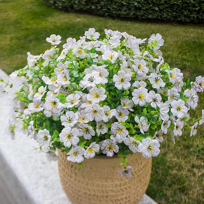 HIFORESTAR White Artificial Outdoor Flowers 12 Bundles Daisy Elegant All-Weather Spring Summer Decoration Realistic Look for Outdoor Front Porch Events and Landscaping (White Daisy)
