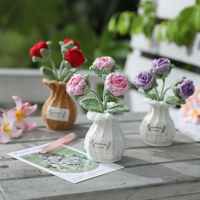 YOOJEE Crochet Rose Flower Potted Plant – Pink, Valentines Day Gift for Her, Handmade Knitted Romantic Desk Decor