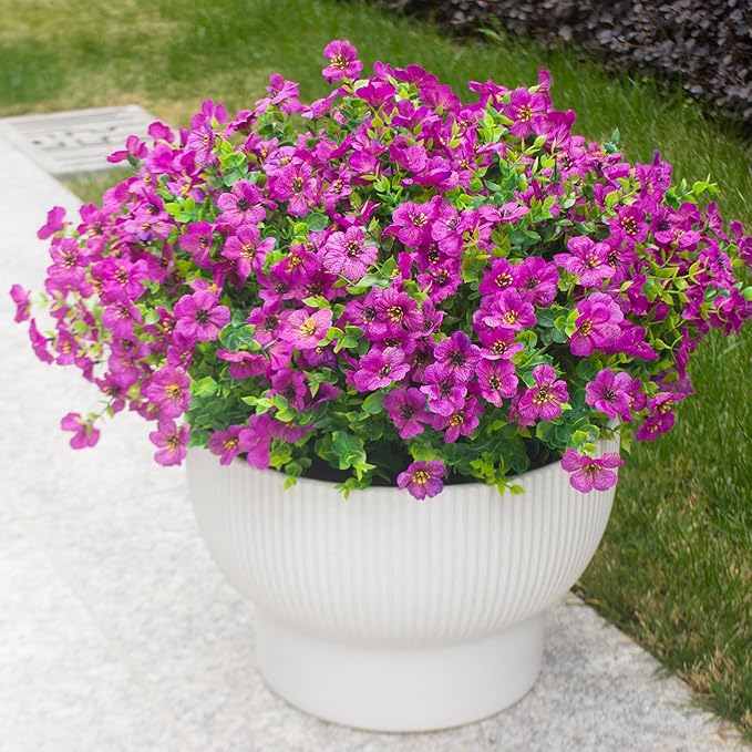 HIFORESTAR Rose Red Artificial Outdoor Flowers 12 Bundles Silk Fake Daisy Romantic Fake Plants Stems for Garden, Pergola, or Outdoor Party Decor Outside(Purple Daisy)