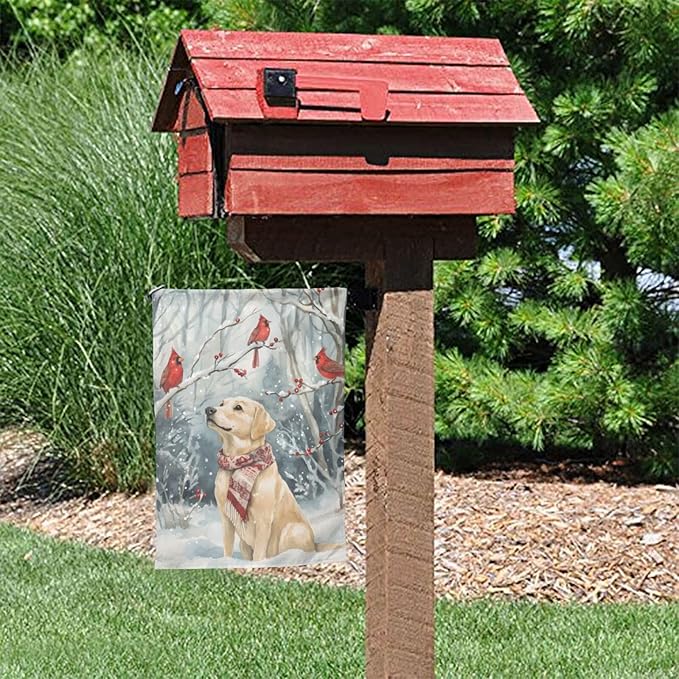 Christmas Labrador Dog Garden Flag 12x18 Inch Double Sided All-Weather Polyester Outdoor Flag For Patio Lawn Yard And Garden Welcome Decor
