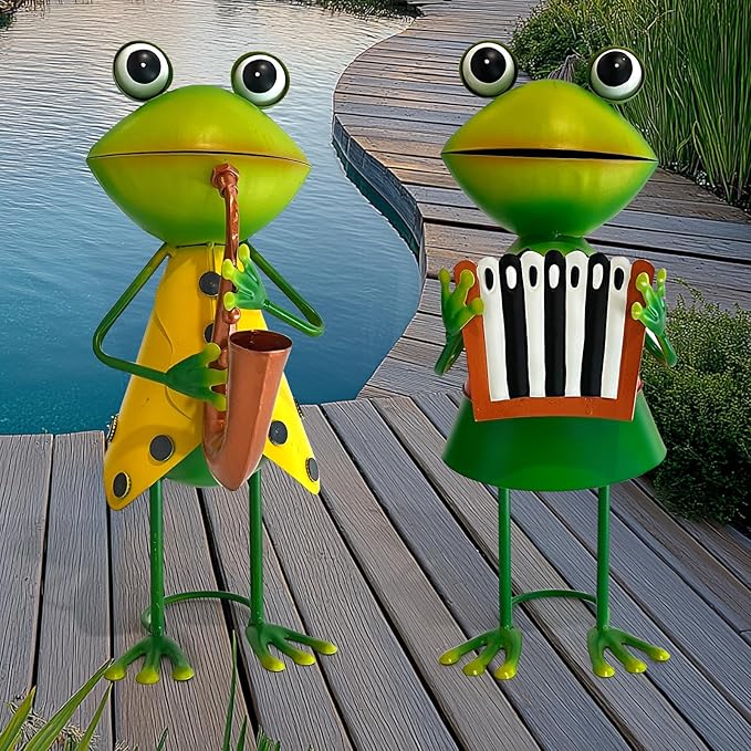 HONGLAND Metal Frog Garden Decor - Metal Frog Outdoor Statue -Funny Garden Frog Decorations - 3D Frog Figurine - Holiday Housewarming Gifts for Women Lawn Patio Yard Garden Decor