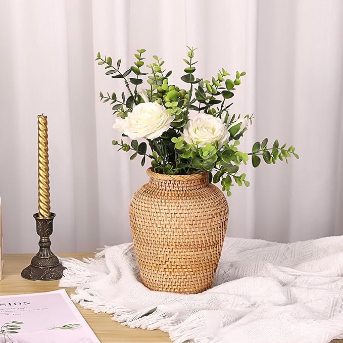 JUXYES Tabletop Woven Rattan Vase for Flowers, Rustic Country Style Rattan Basket Vase, Farmhouse Small Wicker Woven Bouquet Vase Table Centerpiece for Home Decor