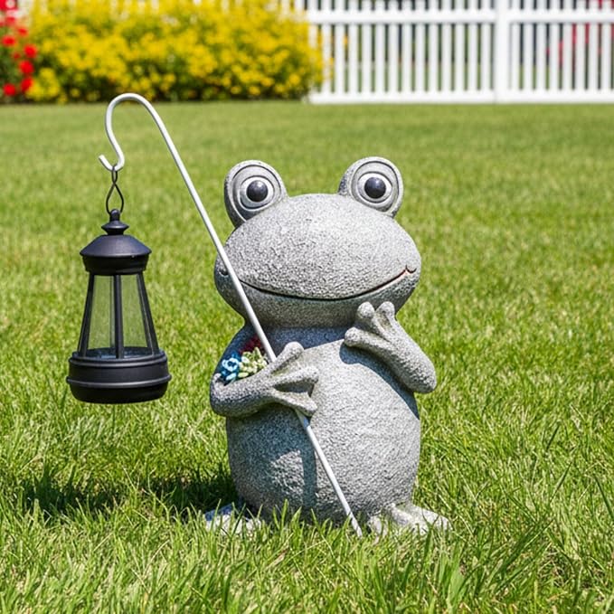 YHSOLAR Frog Solar Garden Statues, Resin Frog Figurine Decorations, Outdoor Frog Decor Art for Lawn,Yard, Unique Housewarming Gift for Garden Home