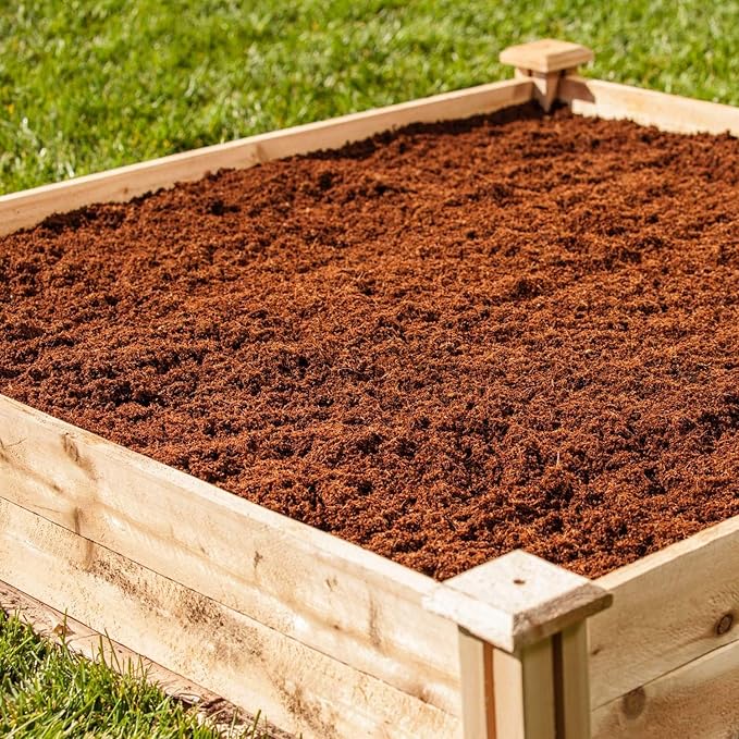 Miracle-Gro Expand 'n Gro Concentrated Planting Mix, Just Add Water for up to 3X Expansion, For Container and In-Ground Use, .67 cu. ft. Expands up to 2 cu. ft.