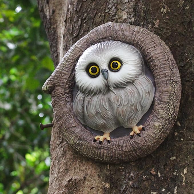Baby Owl Resin Tree Faces, Whimsical Holiday Decorations Outdoor Owl Hugger Sculpture, Garden Ornament for Yard Lawn Patio Porch, Tree Decor Unique Garden Gift, Durable Waterproof Resin Statue