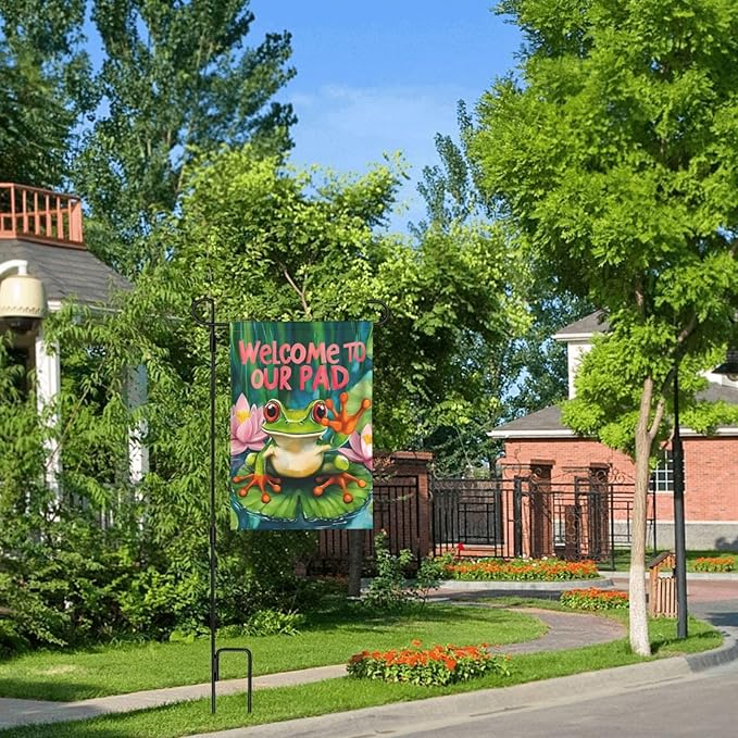 Frog Garden Flag Vertical Double Sided Outdoor Yard Flags 12.5x18 Inch Burlap Banners for House Lawn