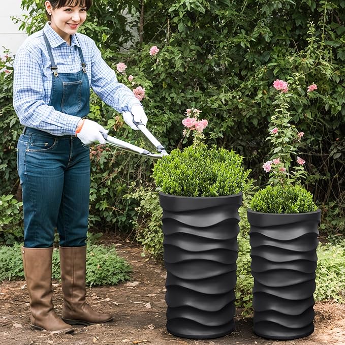BEYOUDO Tall Planter Outdoor Indoor, 2 Pack Extra Large Plant Pots 20" 18" H Tall Large Tree Planter-Modern Matte Wavy Flower Pot for Indoor Outdoor Proch Decor (Black)