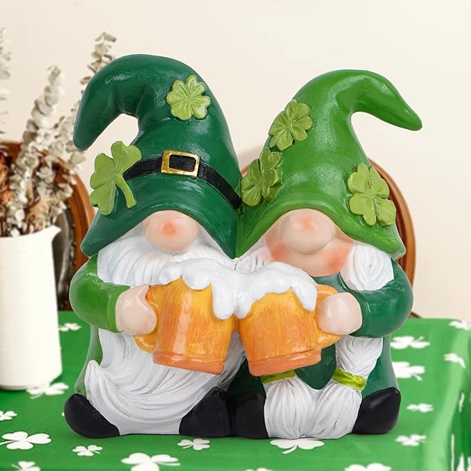 Hodao St. Patrick’s Day Couple Gnomes Figurines — Green Shamrock Gnomes with Beer, Resin Tabletop Decor for Mantel, Shelf & Bar | Lucky Holiday & Valentine’s Day Gift