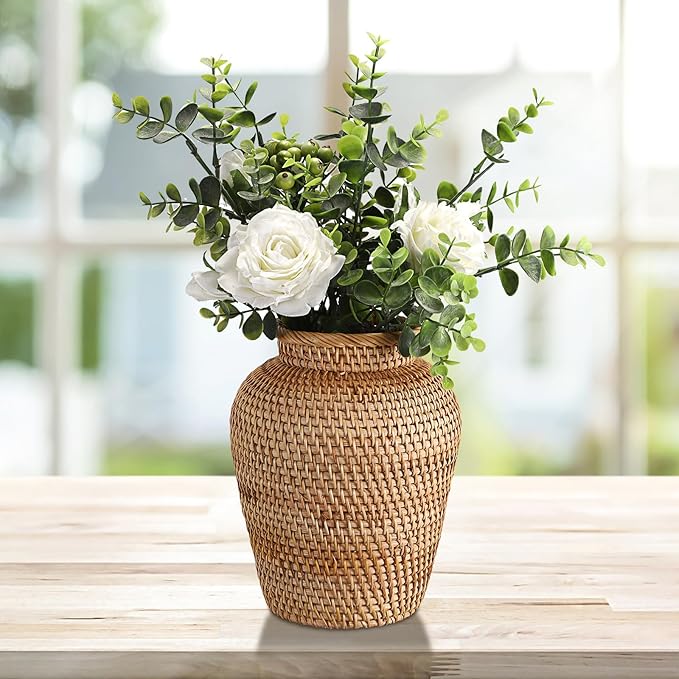 JUXYES Tabletop Woven Rattan Vase for Flowers, Rustic Country Style Rattan Basket Vase, Farmhouse Small Wicker Woven Bouquet Vase Table Centerpiece for Home Decor