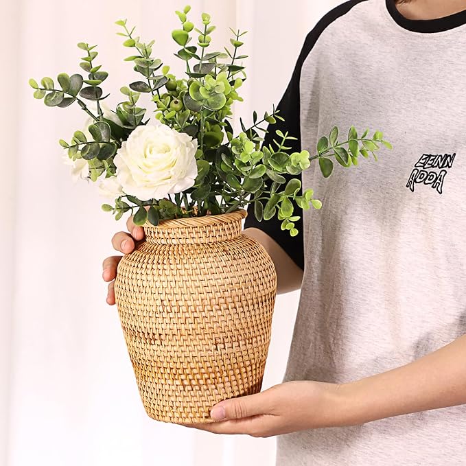JUXYES Tabletop Woven Rattan Vase for Flowers, Rustic Country Style Rattan Basket Vase, Farmhouse Small Wicker Woven Bouquet Vase Table Centerpiece for Home Decor