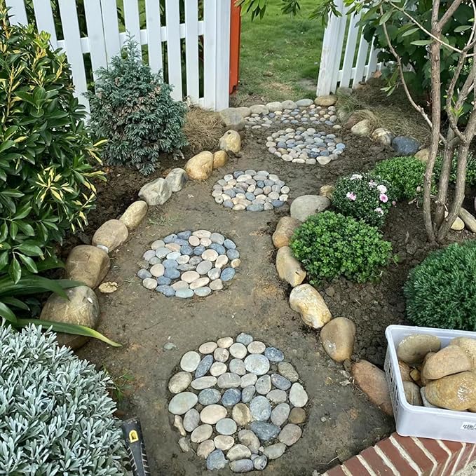 FANTIAN 40 lbs Garden Rocks Mexican Beach Pebbles, 3-4 Inch Decorative Large River Rocks for Landscaping Aquarium Yard Garden Paving Large Plant Crafting and Walkways