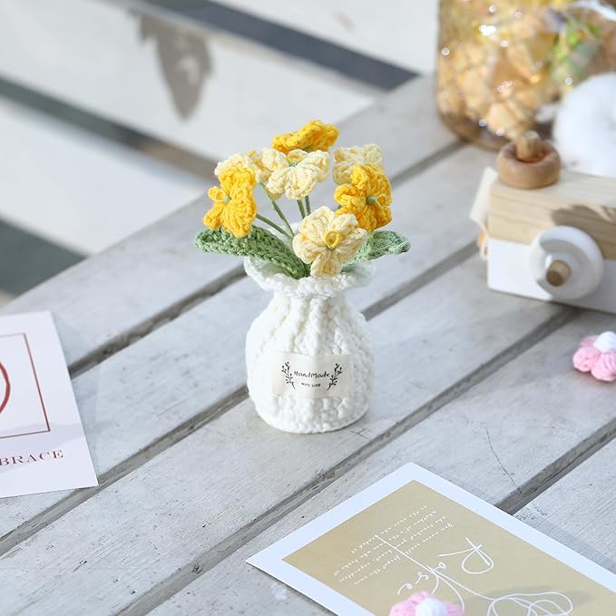 YOOJEE Forget-Me-Not Crochet Flower Potted Plant – Handmade Desk Decor, 7 Bloom Crochet Flowers in Soft Yellow Tones